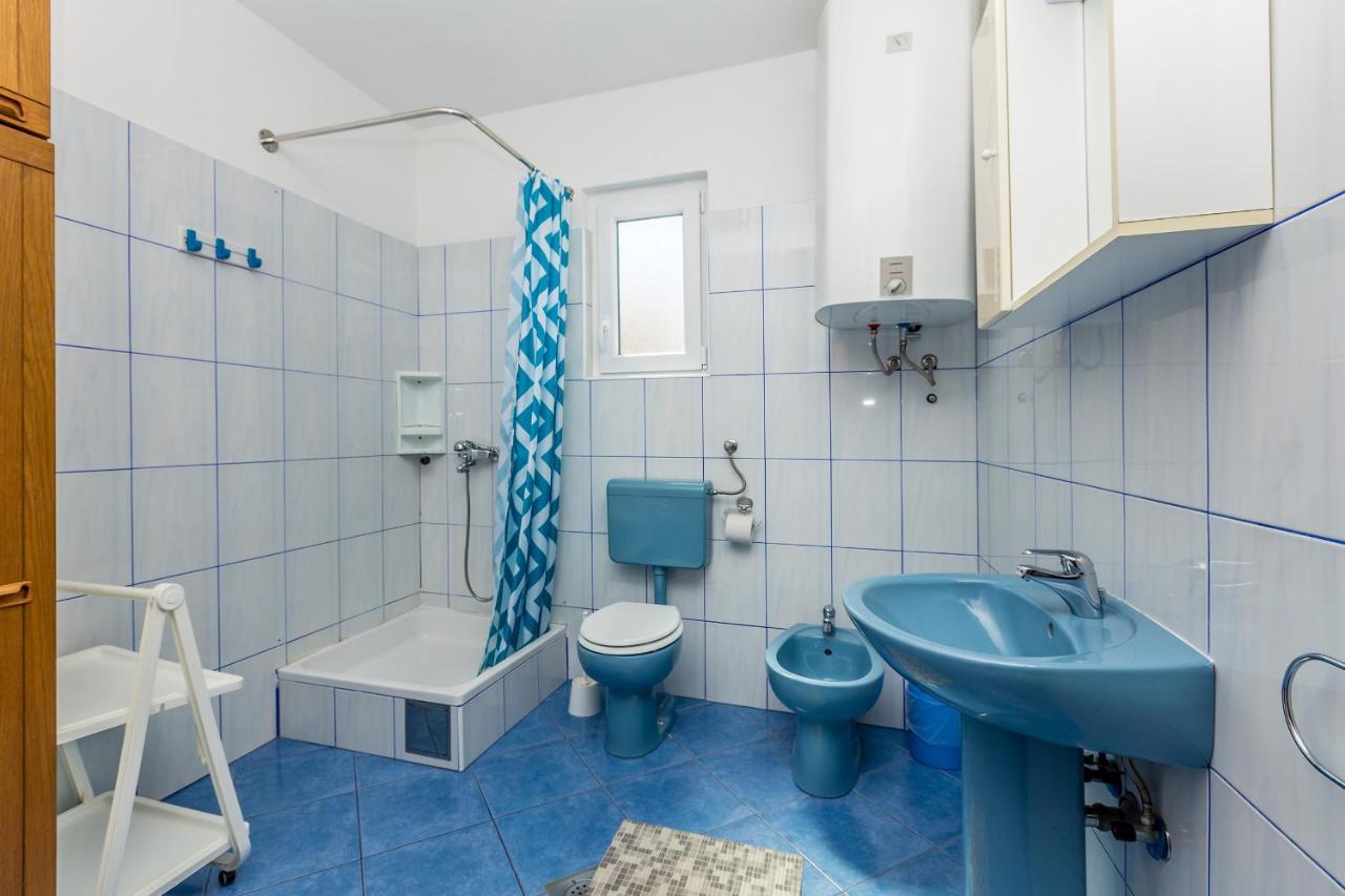 Private Accommodation Stara Baška Εξωτερικό φωτογραφία