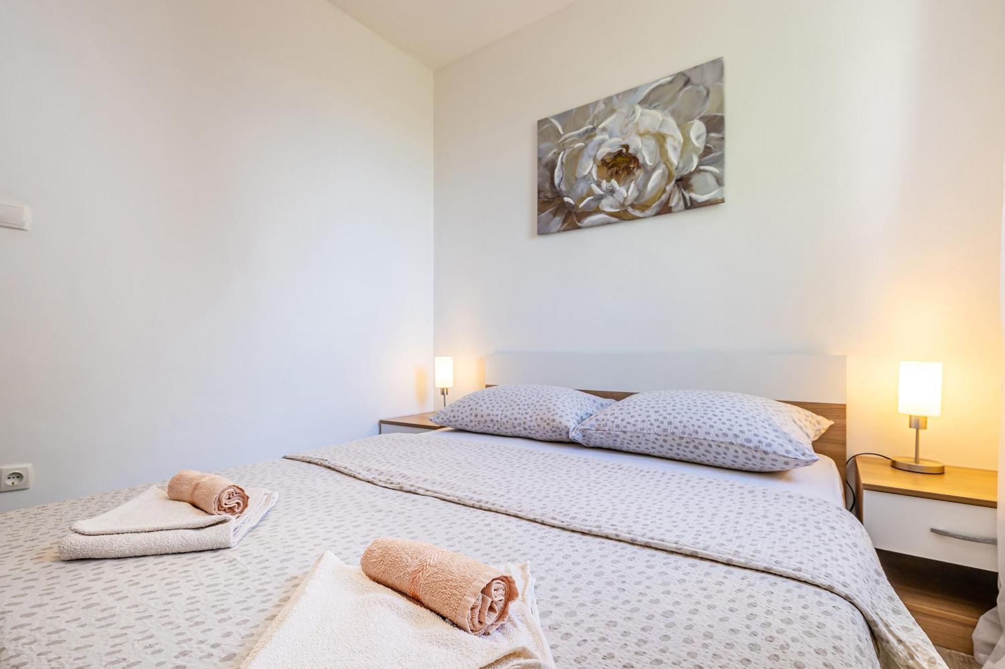 Private Accommodation Stara Baška Εξωτερικό φωτογραφία